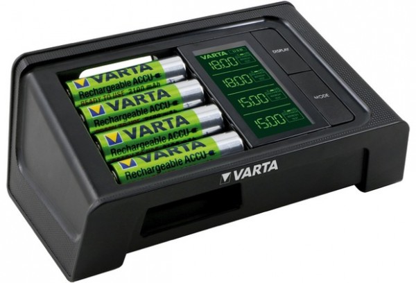 Varta LCD Smart Charger mit 4x AA 2100mAh Akkus